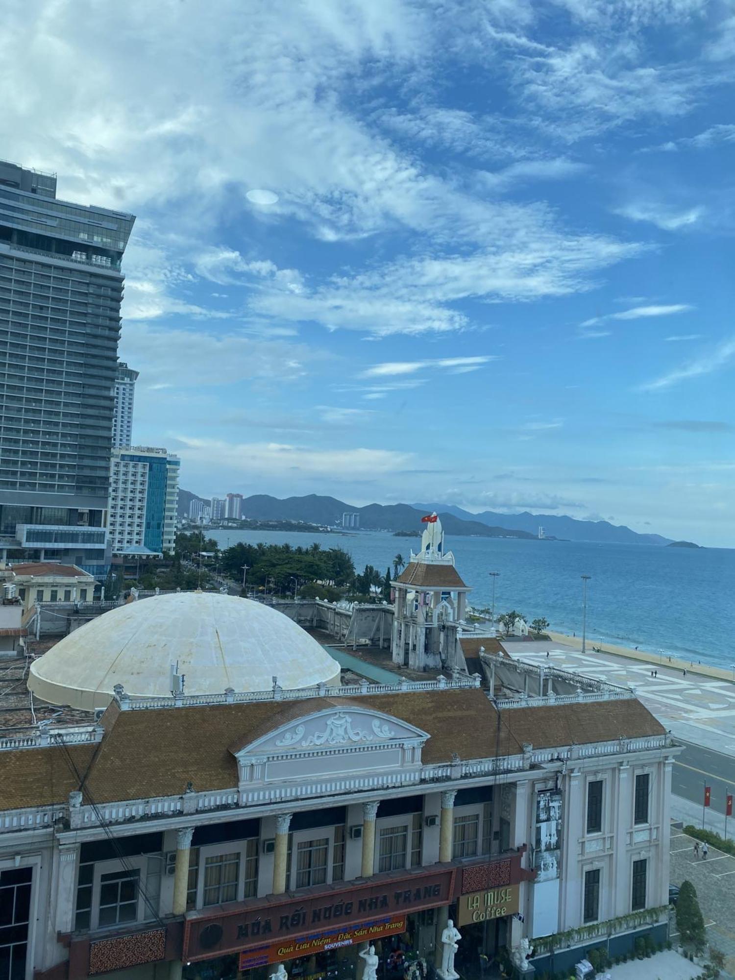 Happy Light Central Nha Trang Luaran gambar